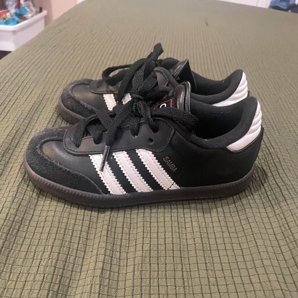 Adidas sambas